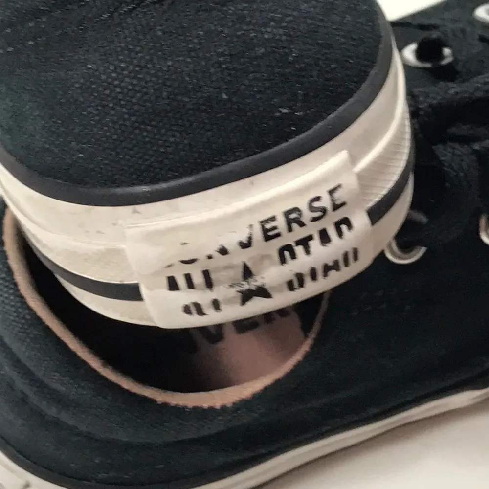Converse Chuck Taylor All Madison Low Top Girl Shoes Size 1